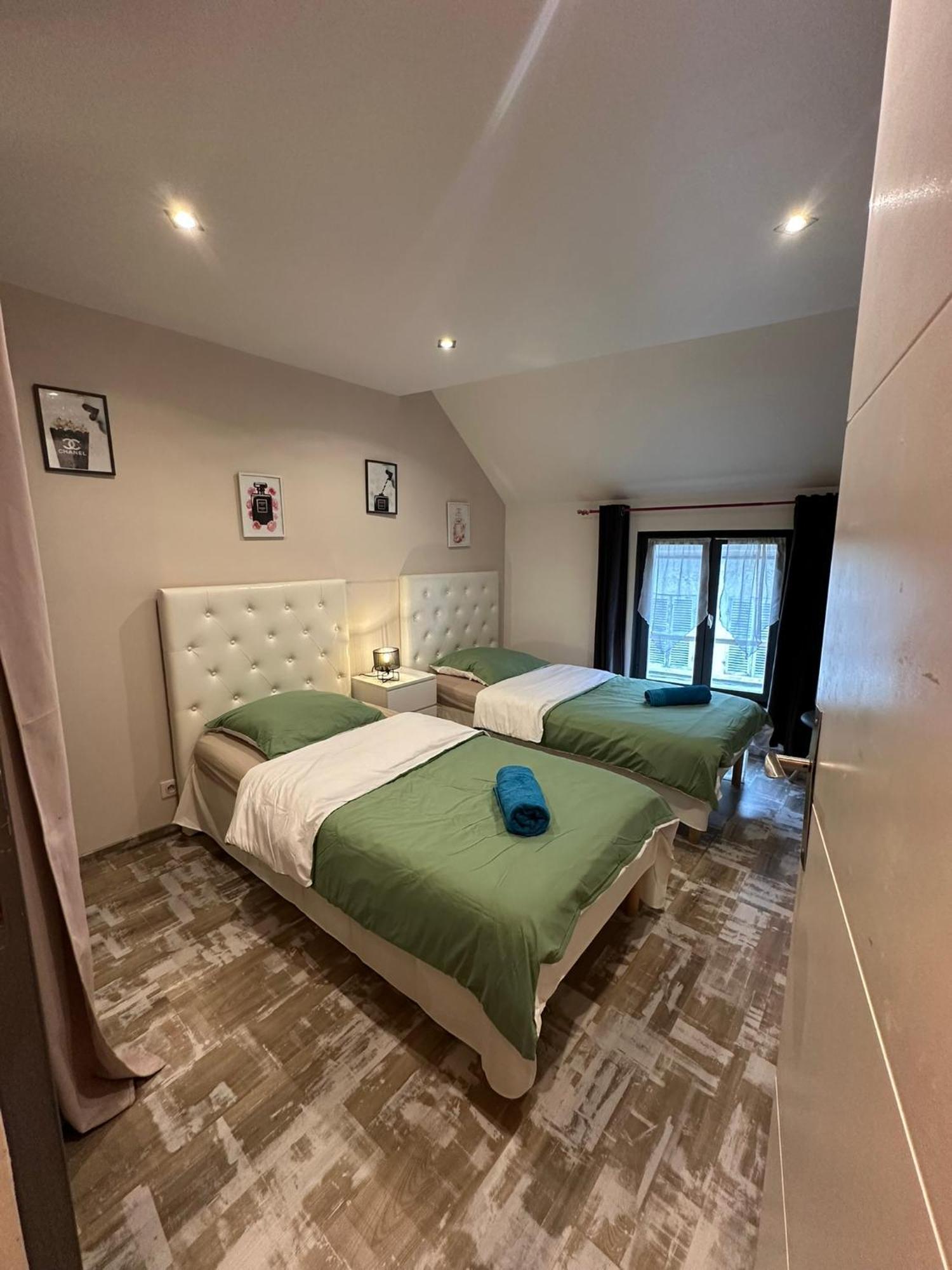 Loc'Apparts Beaumont-sur-Oise Екстериор снимка